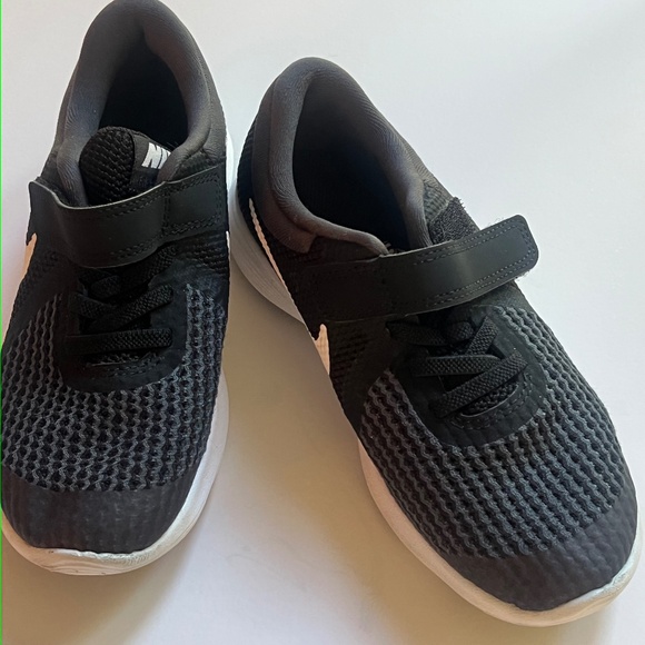 Nike Other - Nike Revolution Black Kids size 12.5C